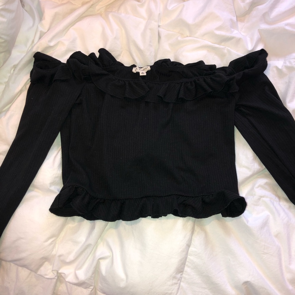 Black ruffled long sleeve off the shoulder croptop